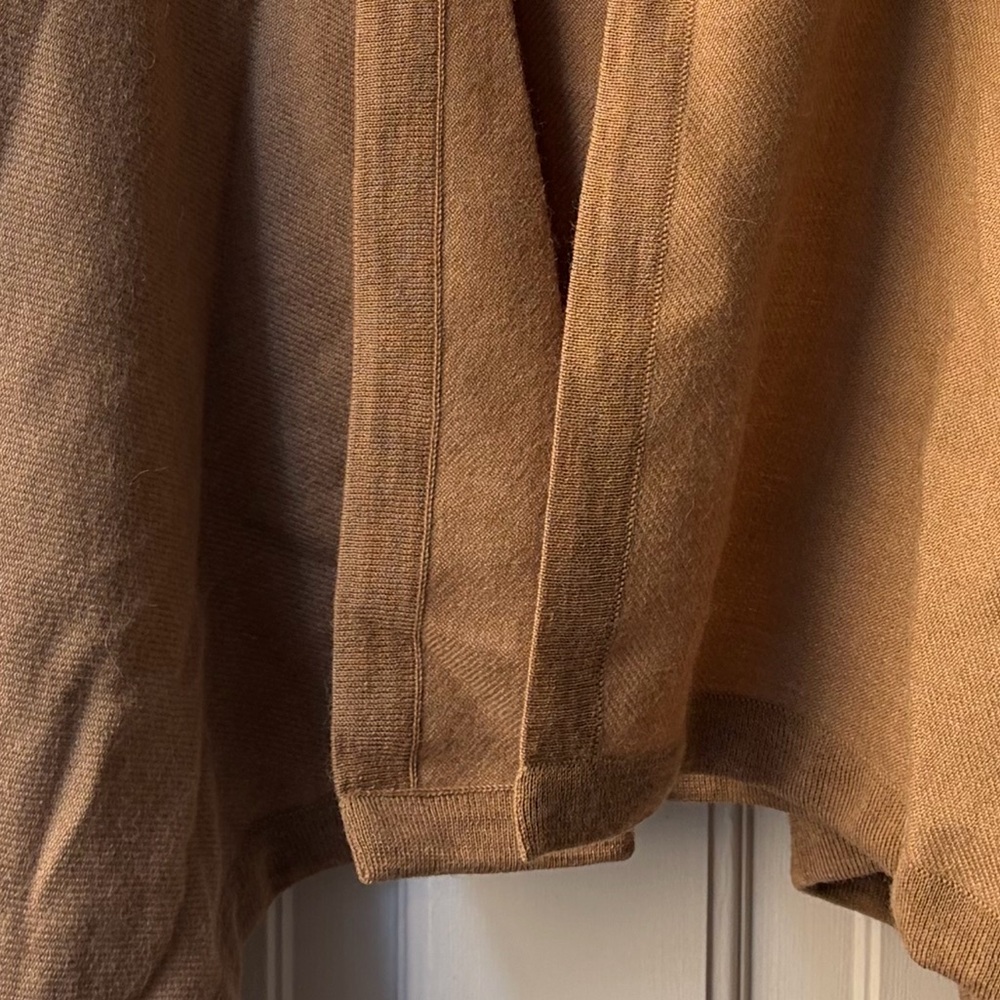 Cuyana Baby Alpaca Square Edge Cape - Picture 10 of 10